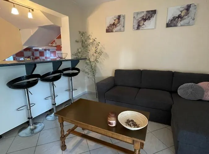 Strk Ii Apartment *