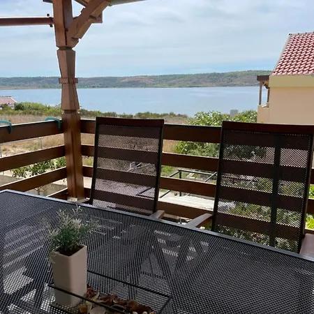 Strk Ii Apartment Razanac